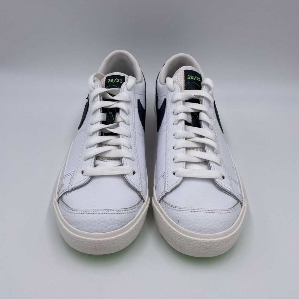 Nike Blazer Low ' 77 White Womens Shoes - Picture 3 of 8